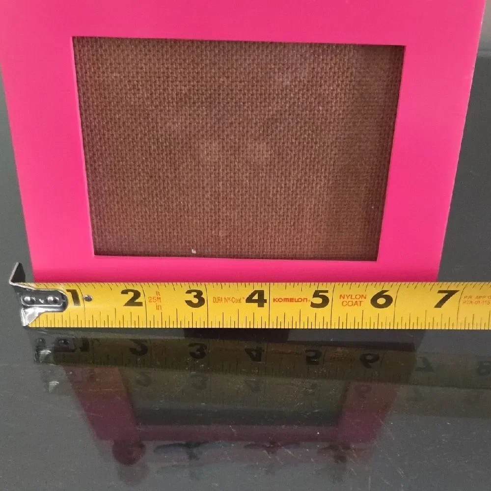 Pink Photo Frame with Insect Clips - Picture 6 of 7